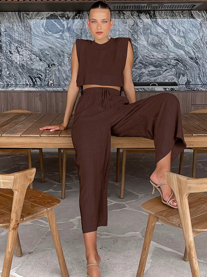 Noemi Bellucci | Todelt minimalistisk sæt med elegant silhuet
