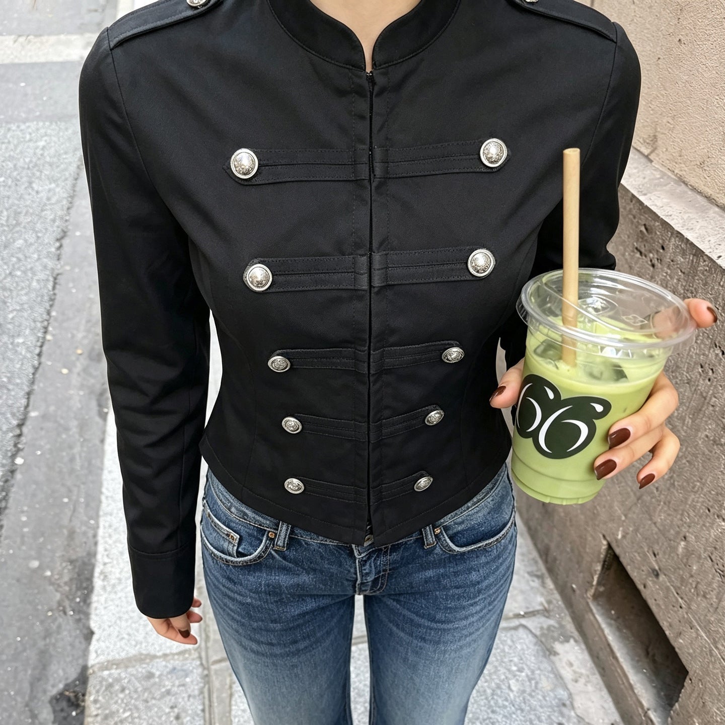 Lotte Andersen | Cropped Militærjakke med Sølvknapper