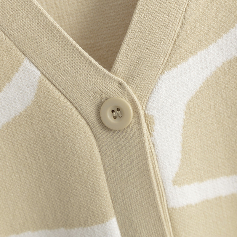 Rikke Overgaard | Jacquard-Strickjacke mit grafischem Muster in Oversize-Passform