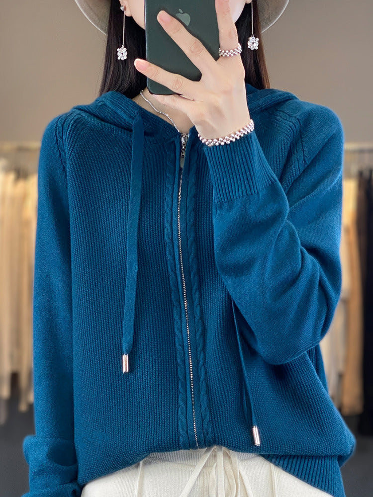 Camilla Dahl | Strikket hoodie-cardigan med lynlås i beige