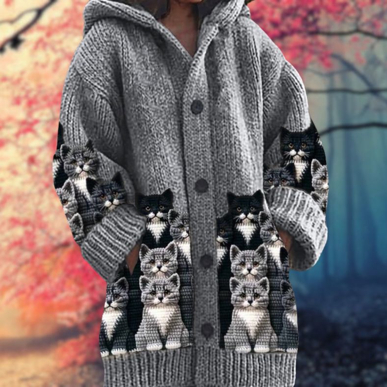 Francesca Thornbury | Hættetrøje med Knapper og Hestprint