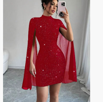 Cecilie Thomsen | Mini-festkjole med glimmer og cape-ærmer til kvinder