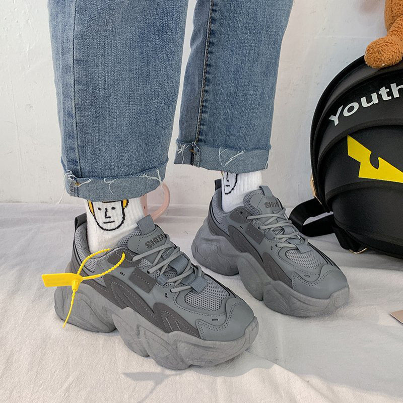 Bianca Montserrat | Hvide chunky sneakers til kvinder med tyk sål