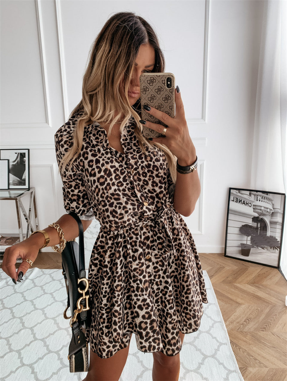 Nora Thomsen | Minišaty košilového střihu s leopardím vzorem pro ženy