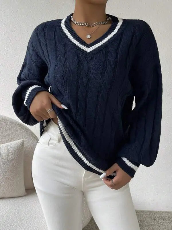 Ophelia Sinclair | Kabelstrik V-hals Pullover med Striber