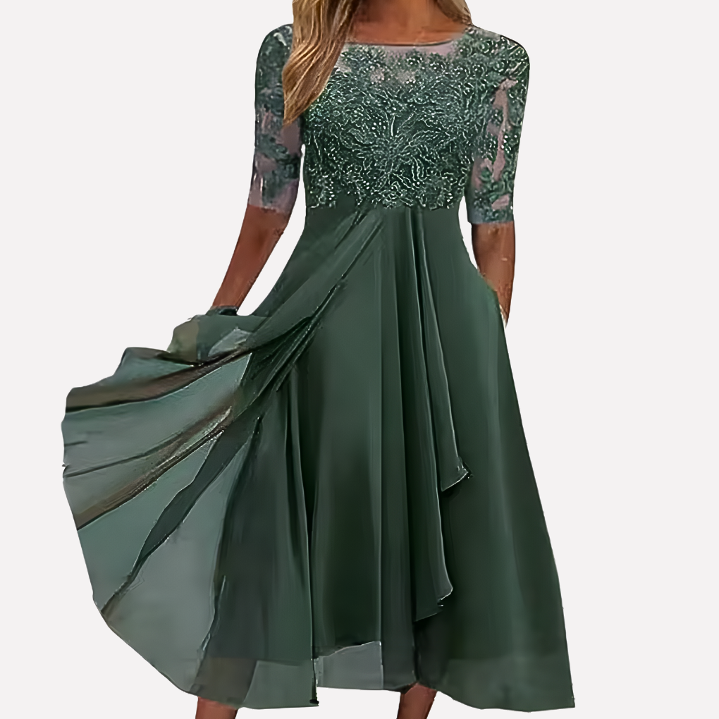 Isabella Moretti | Elegant luksus midi kjole i blonde og chiffon