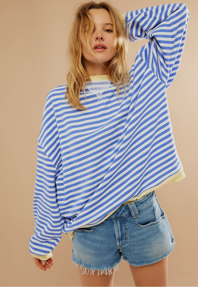 Loretta | Stribet Relaxed Fit Sweater med Blåt & Hvidt Mønster