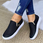 Elise Moreau | Slip-on sneakers med minimalistisk komfortdesign