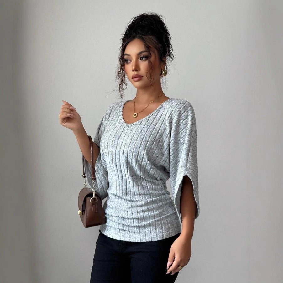 Mia Knudsen | Gerippte Bluse mit V-Ausschnitt und 3/4-Ärmeln