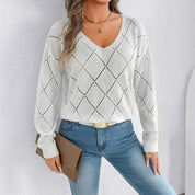 Alberte Skovgaard | Langærmet Hulmønster Sweater med V-hals