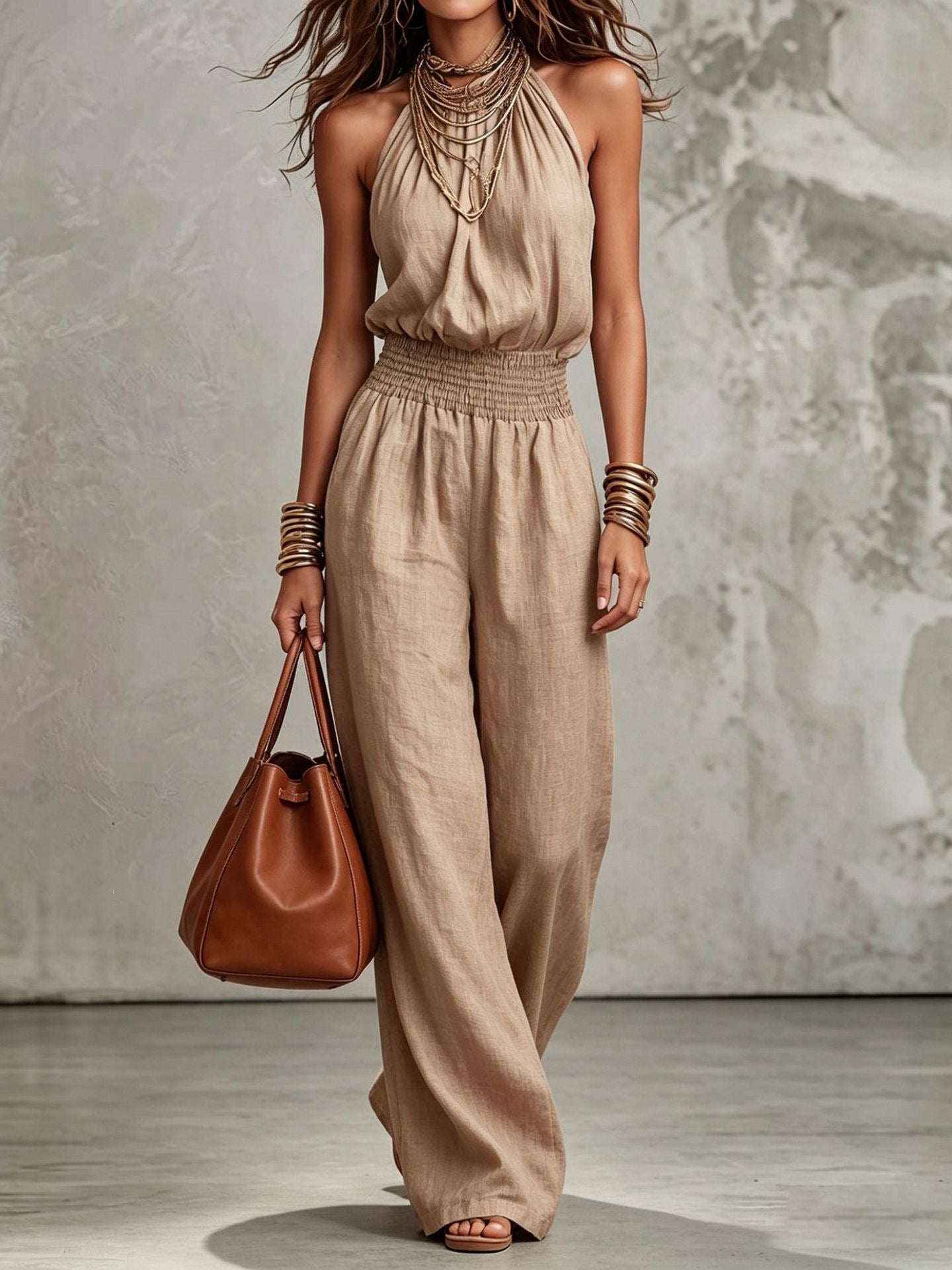 Stine Pedersen | Halterneck jumpsuit med vide ben til kvinder
