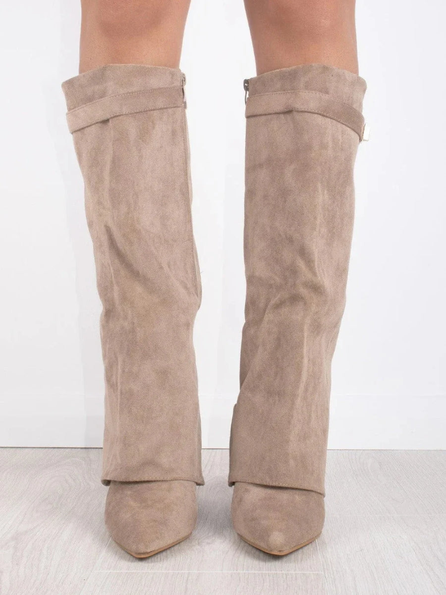 Margot Ashburn | Klassiske Suede Støvler i Beige