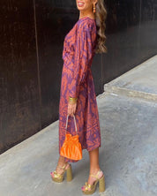 Federica Moreno | Midi-kjole med blåt paisley-print og wrap-detalje