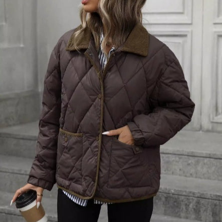 Mette Rasmussen | Wattierte Steppjacke mit Kragen in Dunkelbraun