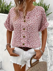 Romina Carlisle | Kortærmet Blomsterbluse med Knapdetalje