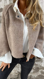 Rosanna Bellamy | Wool Cardigan i Beige med Elegant Design