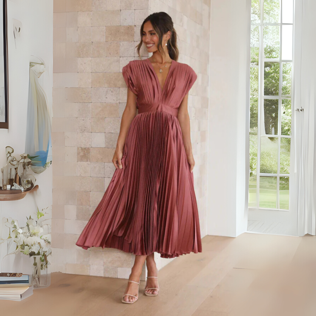 Aurélie Fontaine | Maxi festkjole med plisseret elegance