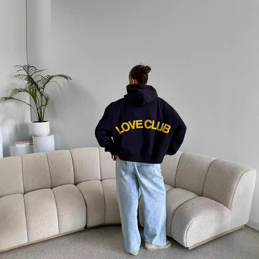 Trine Dahl | Oversized mikina s kapucí s potiskem „Love Club“