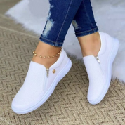 Elise Moreau | Slip-on sneakers med minimalistisk komfortdesign