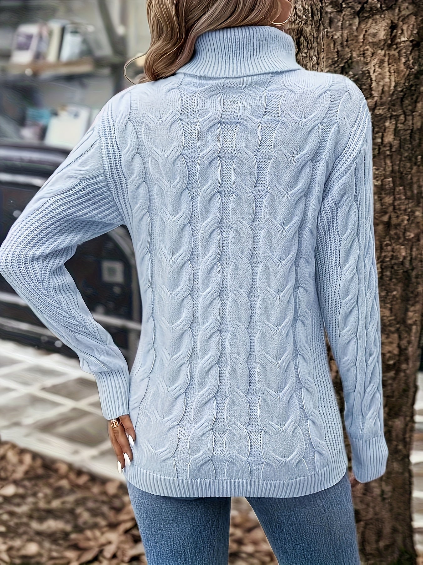 Lise Bonde | Pullover mit Zopfmuster und Rollkragen in Rot