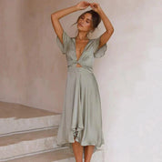 Élise Montclair | Midi-festkjole med asymmetrisk elegance