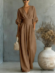 Renata Olivares | Wide-leg jumpsuit med V-hals til kvinder