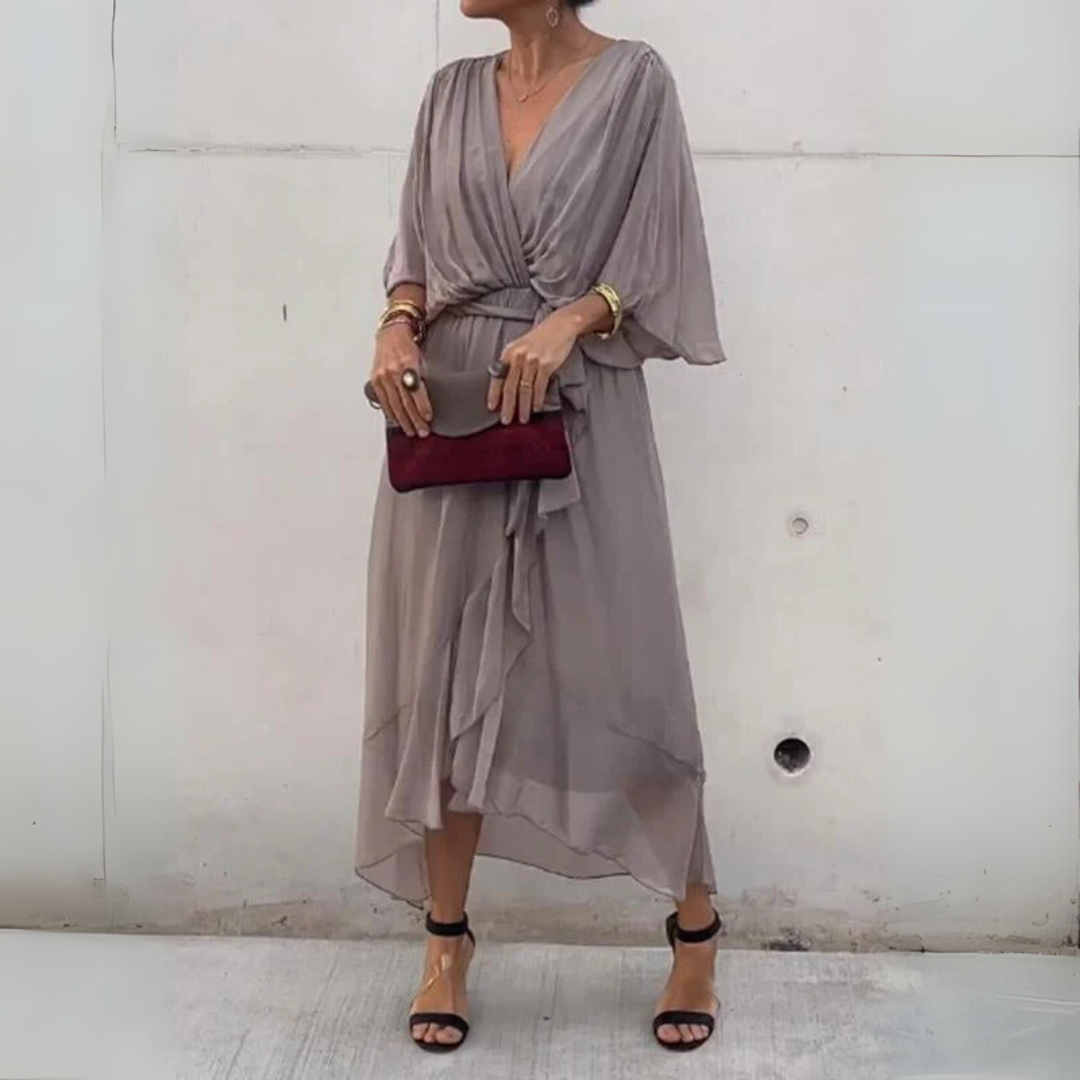 Camille Dupont | Wrap luksus maxi kjole med elegant silhuet
