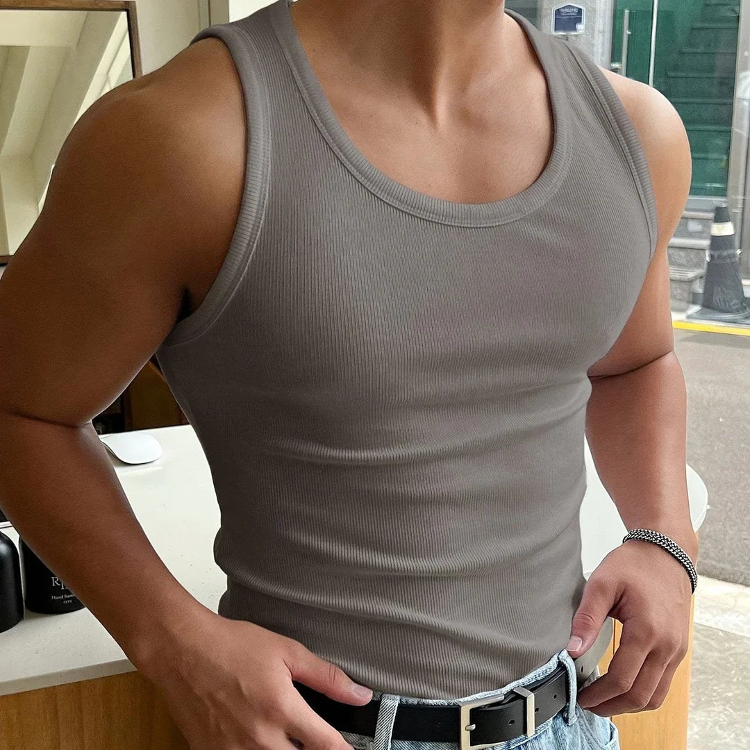 Kristian Bak | Ribstrikket Tanktop i Åndbart Bomuldsstof