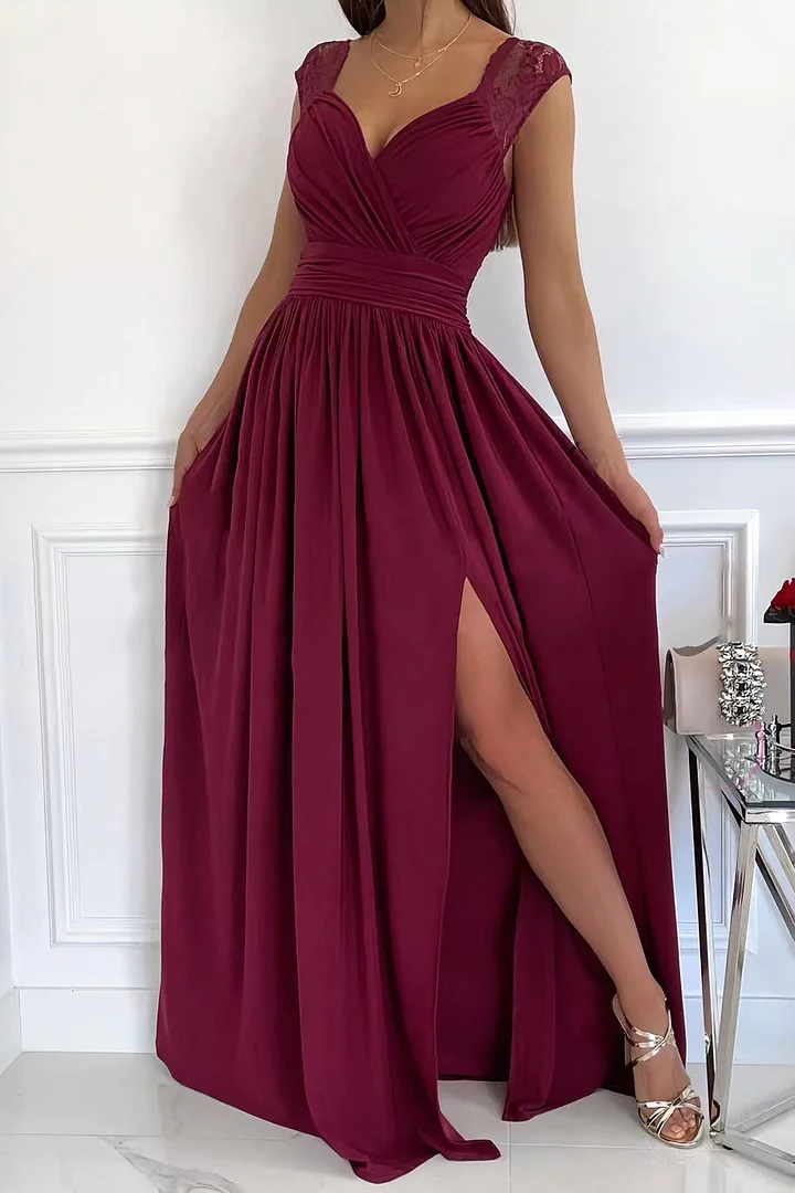 Gianna Ashcroft | Ærmeløs Maxi-kjole i Blush med Blonde-detaljer