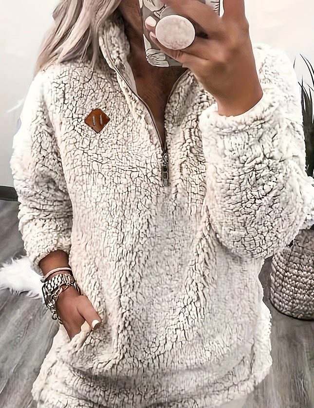 Signe Berg | Plysset Sherpa-pullover med Halv Lynlås