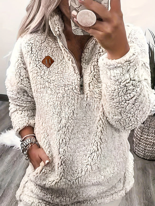 Signe Berg | Plysset Sherpa-pullover med Halv Lynlås