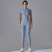 Amalie Skov | Zip-Bodysuit i brun med korte ærmer