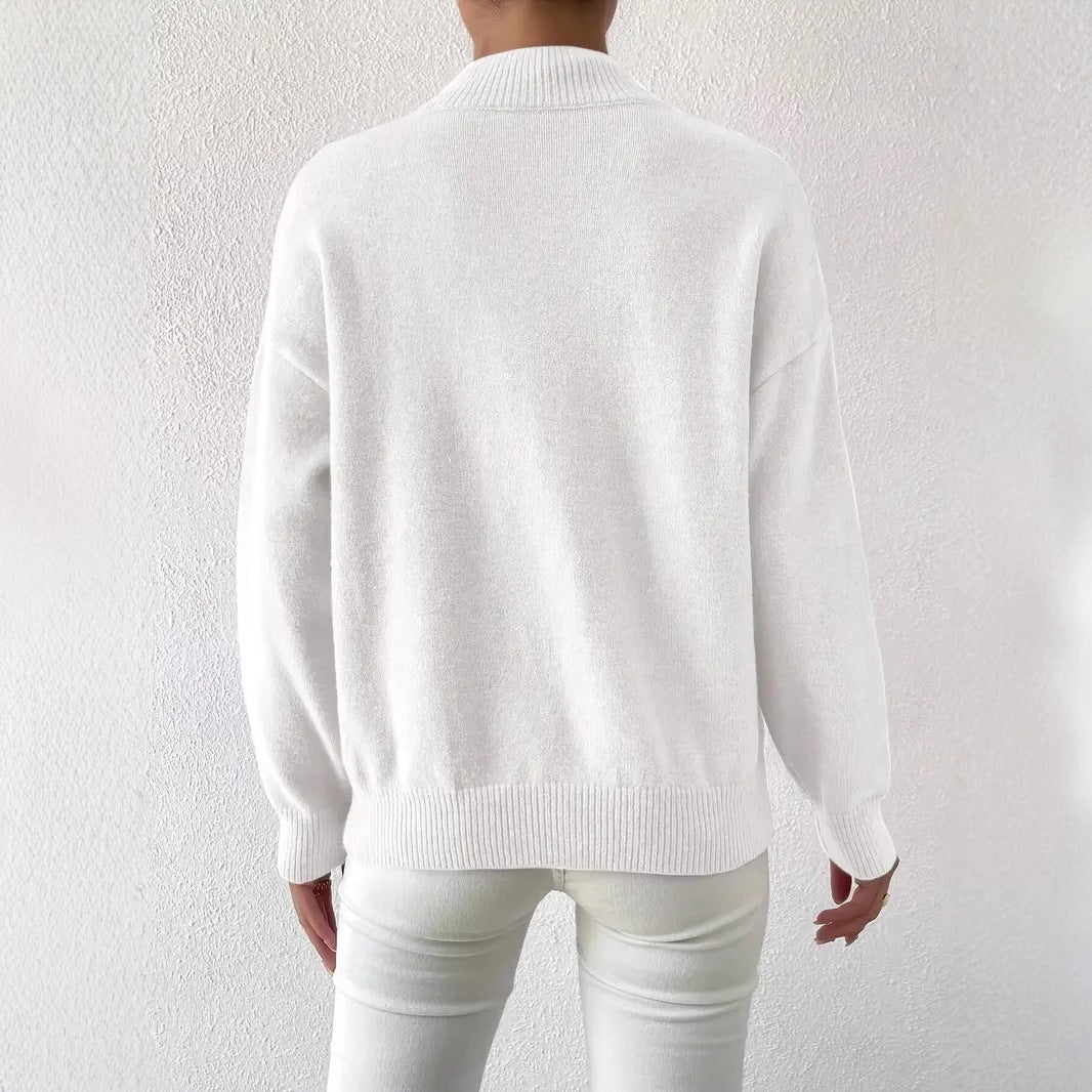 Line Petersen | Strikpullover med Højhalset Design