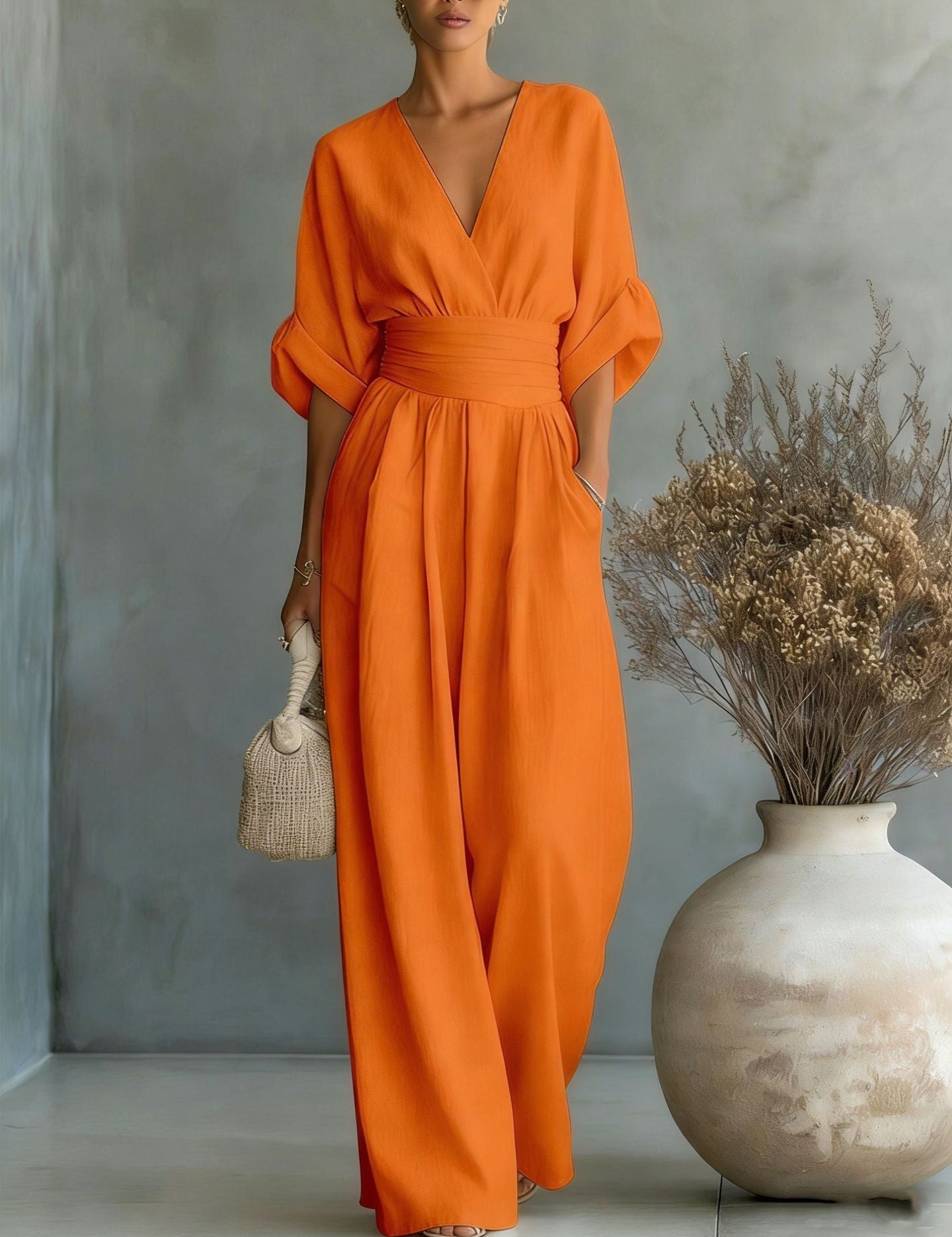 Renata Olivares | Wide-leg jumpsuit med V-hals til kvinder