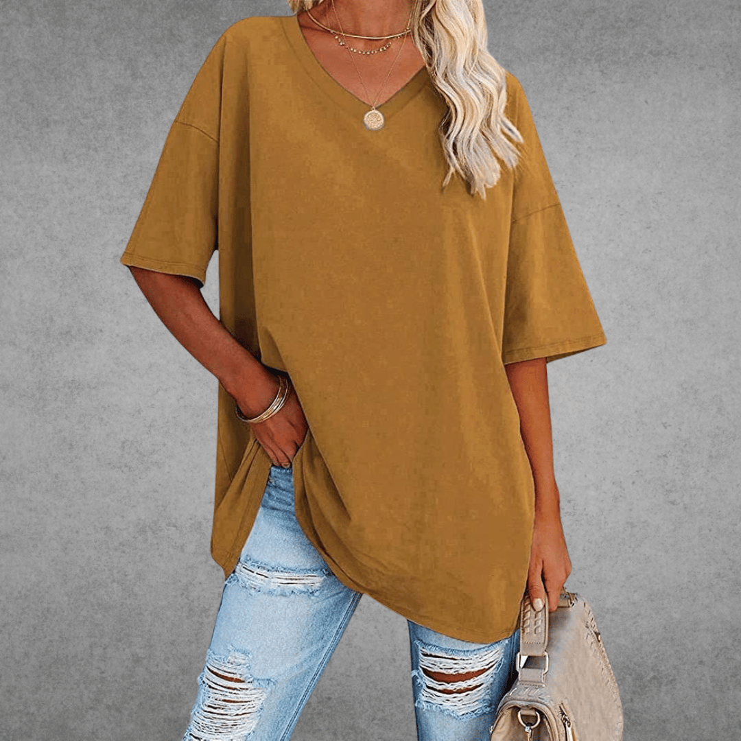 Sienna Moreau | Oversized V-hals T-shirt med afslappet elegance