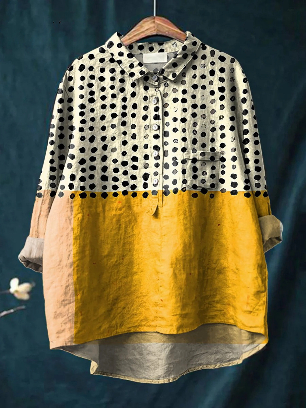Sara Jensen | Langærmet skjortebluse med prikprint til kvinder
