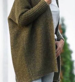 Gry Werner | Oversized kardigan s kapucí a netopýřími rukávy