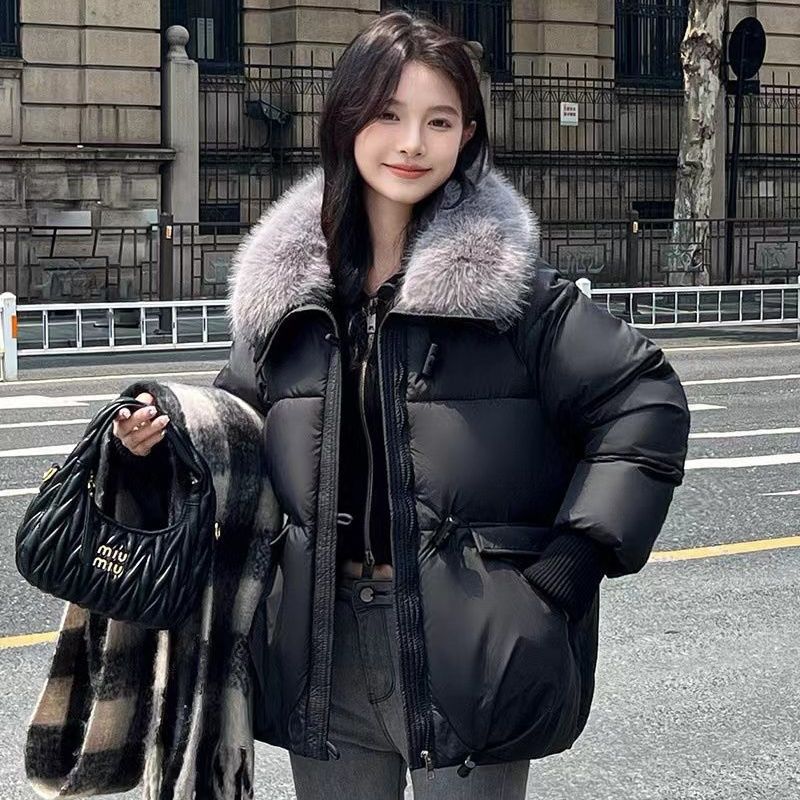 Josefine Thomsen | Oversized puffer jacket with fur collar