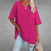 Sienna Moreau | Oversized V-hals T-shirt med afslappet elegance