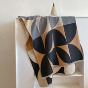 Julie Krogh | Blødt Cashmere-Tørklæde med Grafisk Print