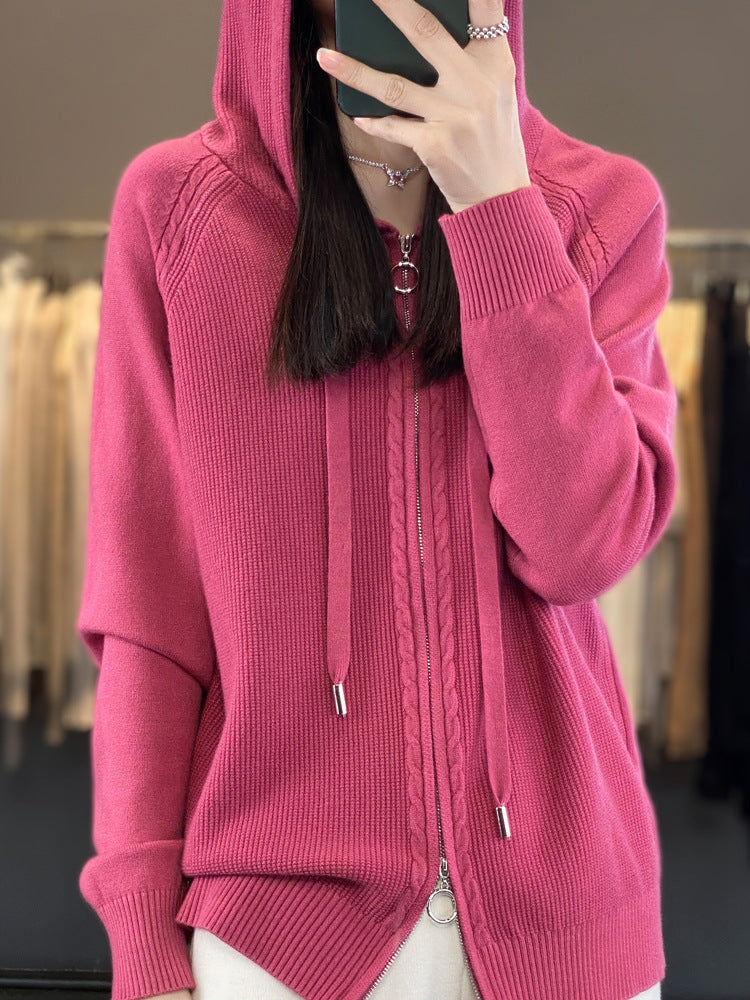 Camilla Dahl | Strikket hoodie-cardigan med lynlås i beige