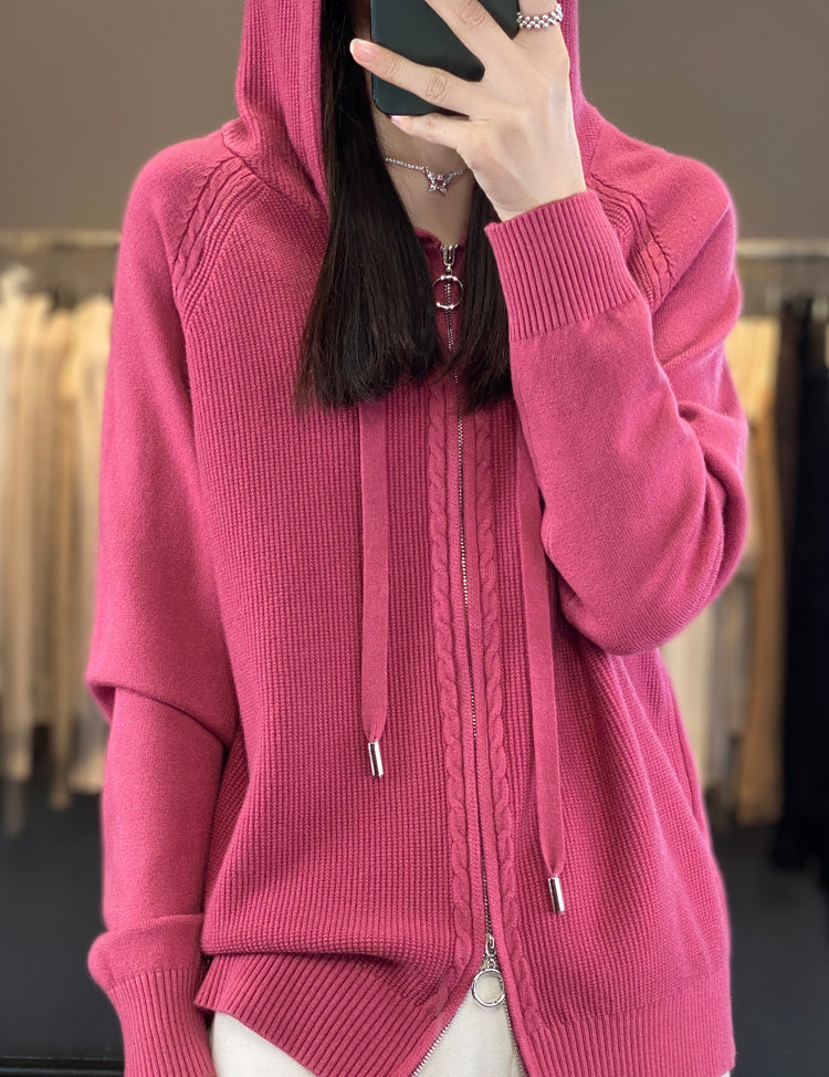 Camilla Dahl | Strikket hoodie-cardigan med lynlås i beige