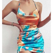 Freja Kristensen | Mini-kjole i satin med tie-dye print