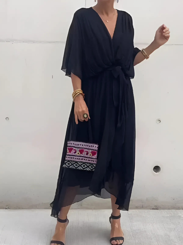 Natalia Bergland | Midi-Omslagskjole i Navy med Wrap-Design