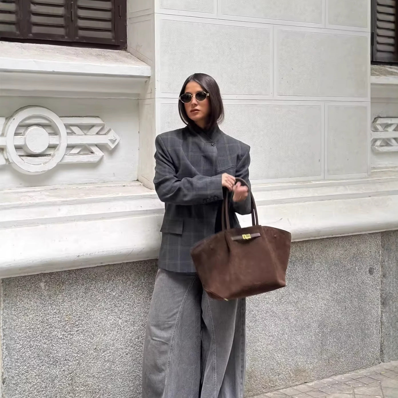 Lotte Petersen | Oversized Blazer i Grå Ternet Mønster