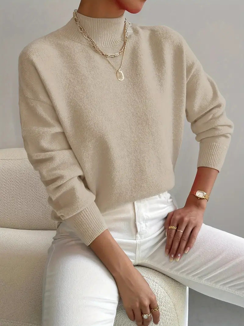 Line Petersen | Strikpullover med Højhalset Design