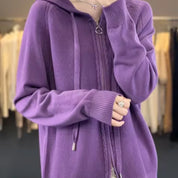 Camilla Dahl | Strikket hoodie-cardigan med lynlås i beige