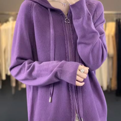 Camilla Dahl | Strikket hoodie-cardigan med lynlås i beige
