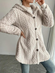 Cathrine Skou | Teddy-Cardigan mit Kapuze und Knöpfen