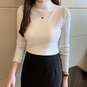 Ida Poulsen | Ribstrikket Bluse med Halv Rullekrave